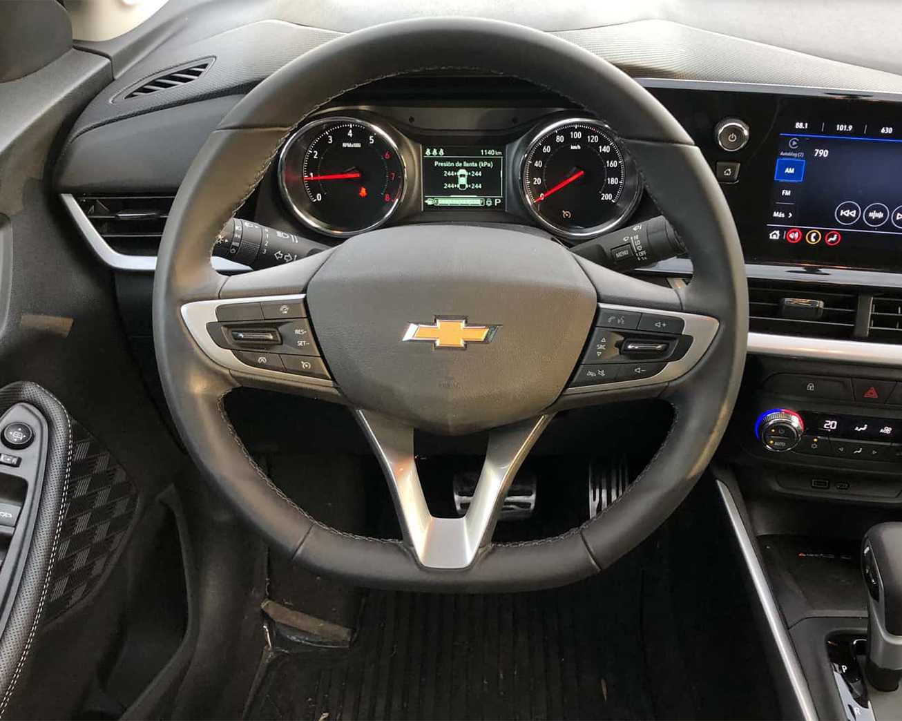  Chevrolet Montana