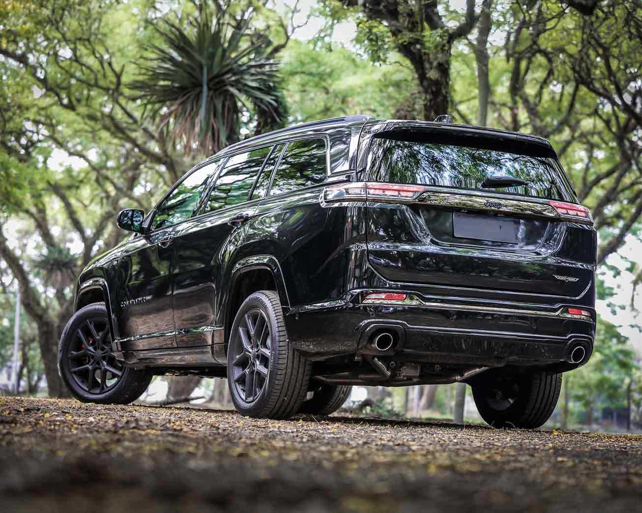  Chrysler Jeep Commander