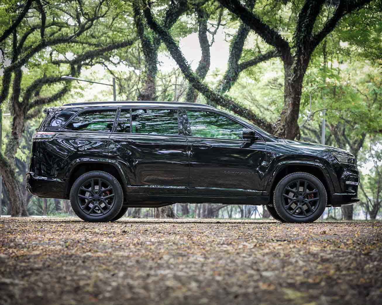  Chrysler Jeep Commander